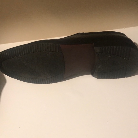 Men’s Leather Wingtip Dress Shoes - Picture 5 of 7